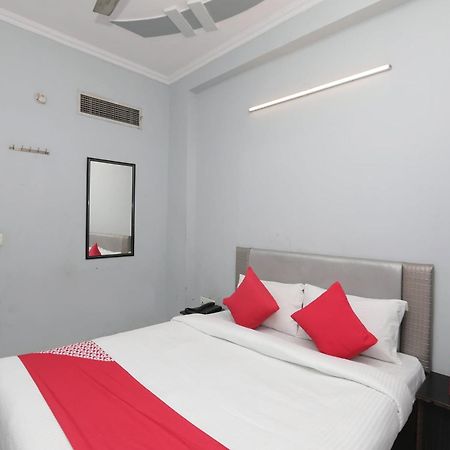 Super Hotel O Athithi Ghaziabad Bagian luar foto