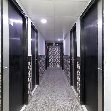 Super Hotel O Athithi Ghaziabad Bagian luar foto