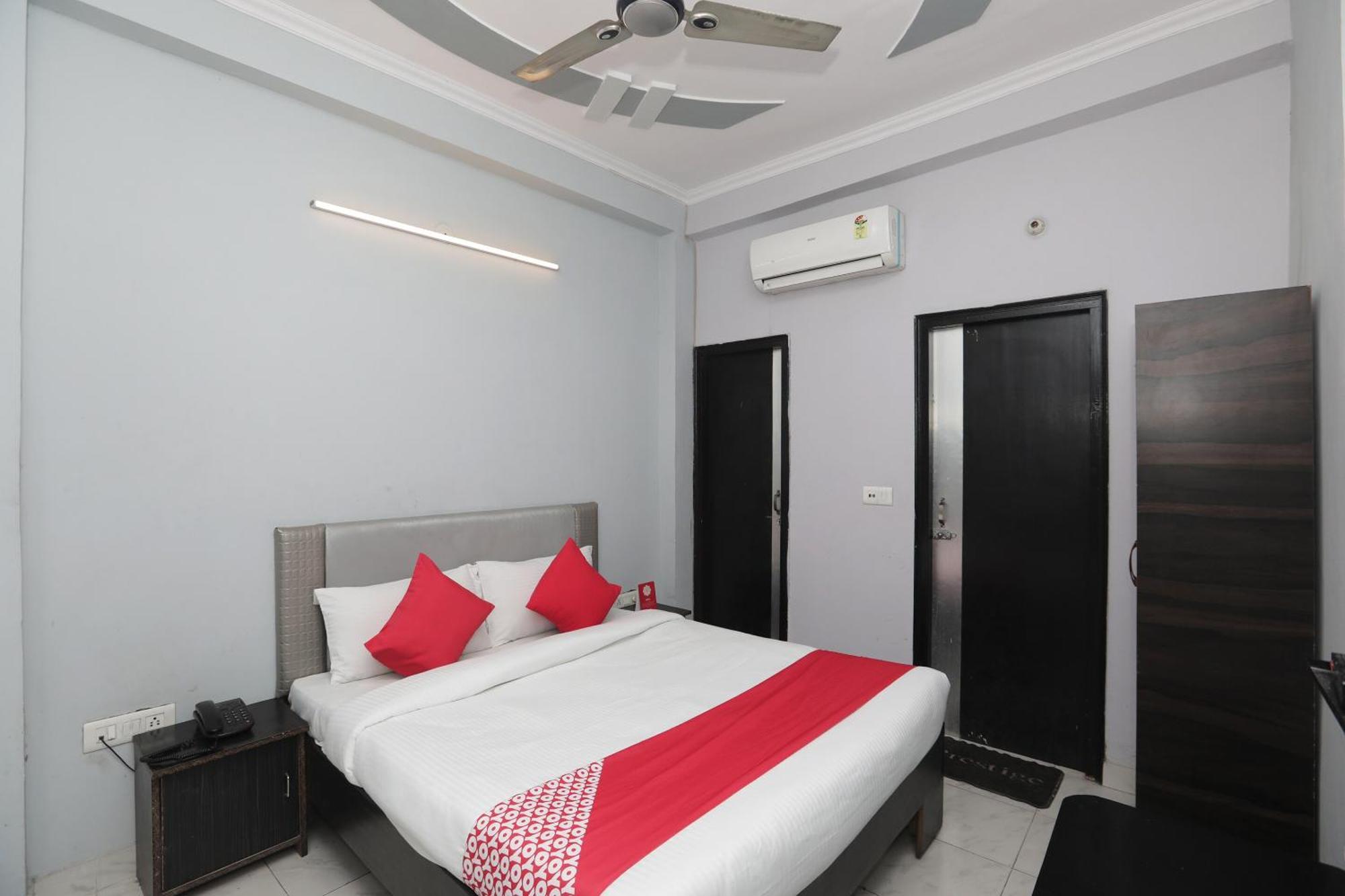 Super Hotel O Athithi Ghaziabad Bagian luar foto